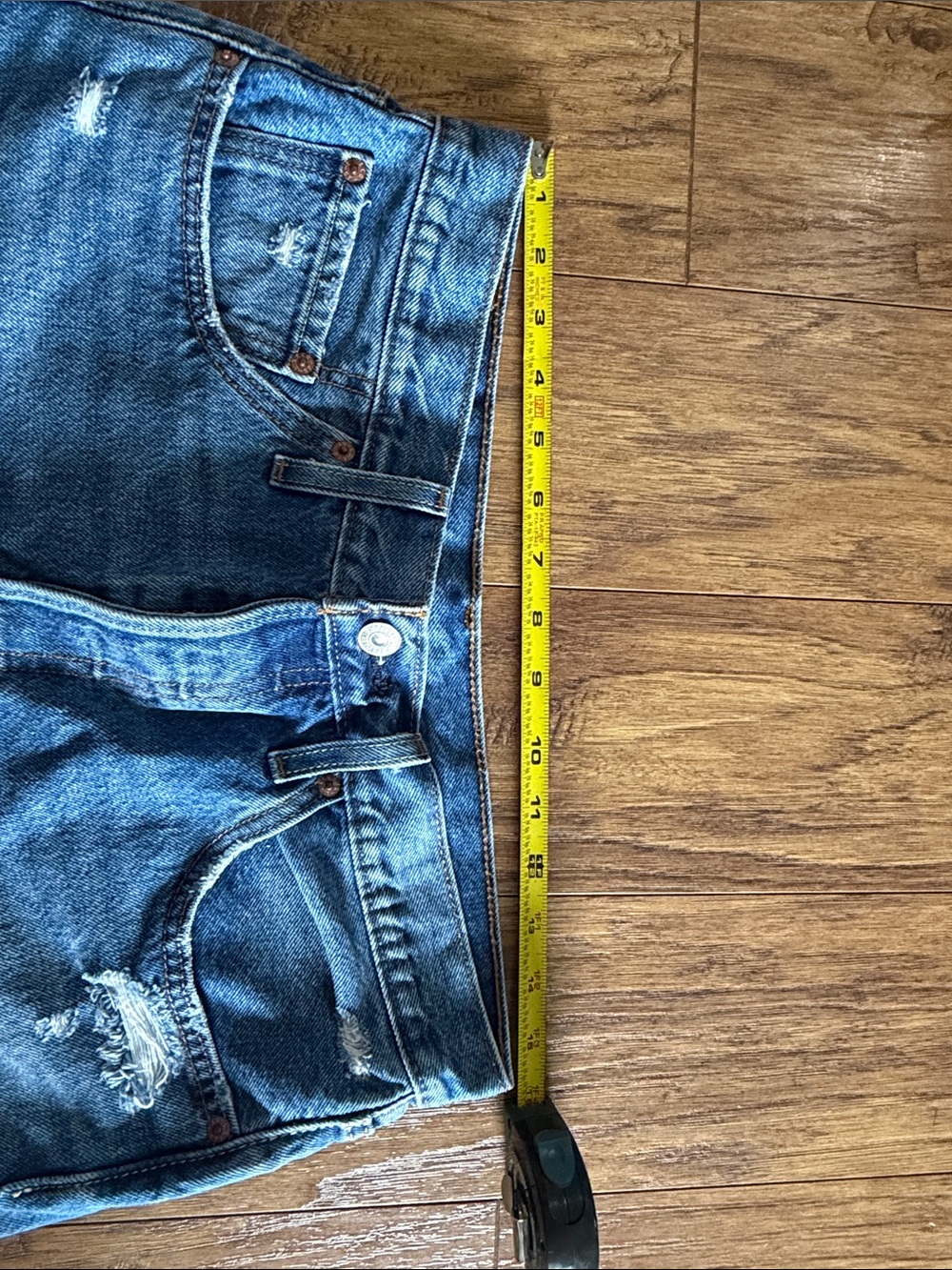 Levi's Vintage Blue Cutoff Denim Shorts - Picture 5 of 6